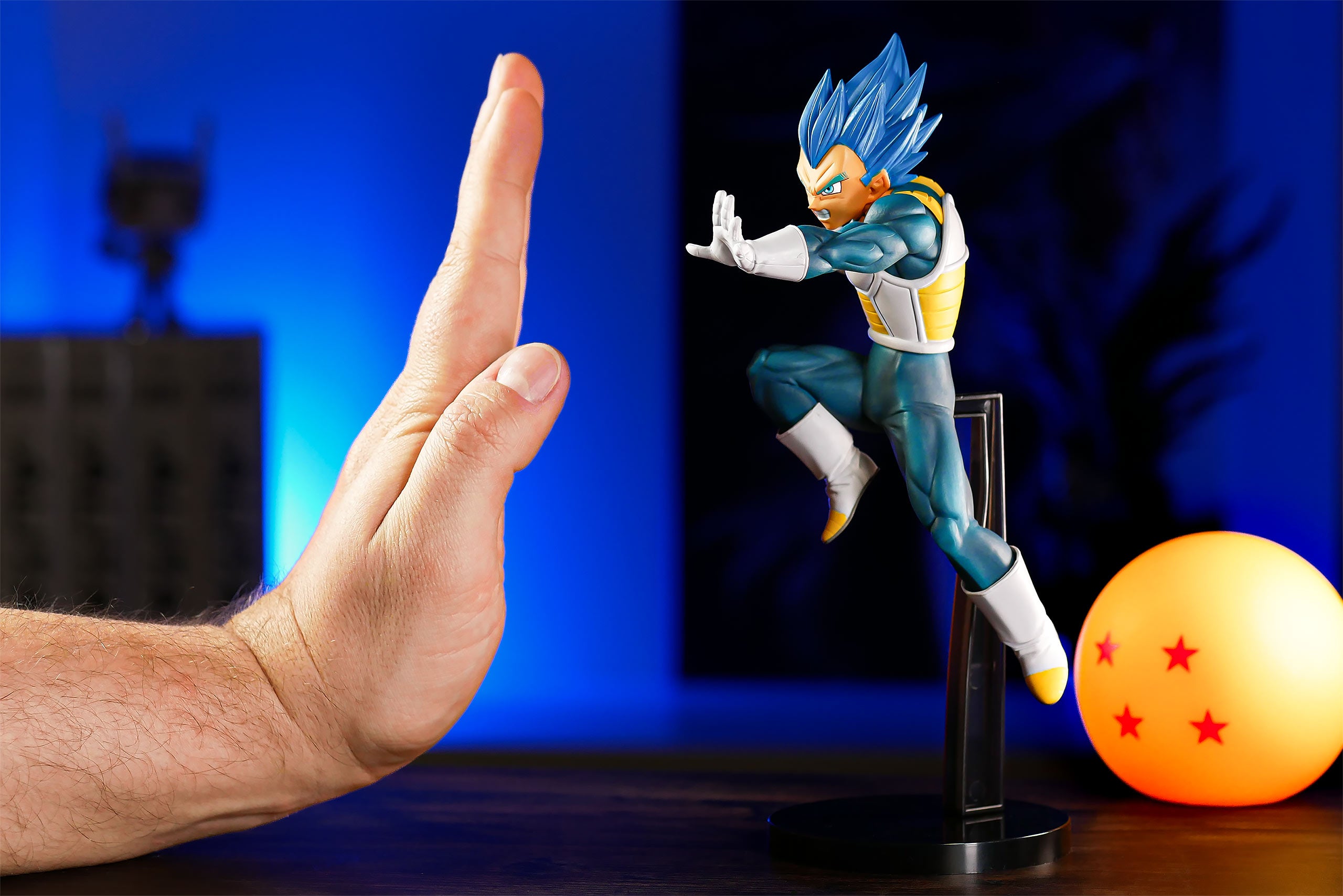 Produktbild Dragon Ball Super - SSGSS Vegeta Evolution Figur 21,3 cm