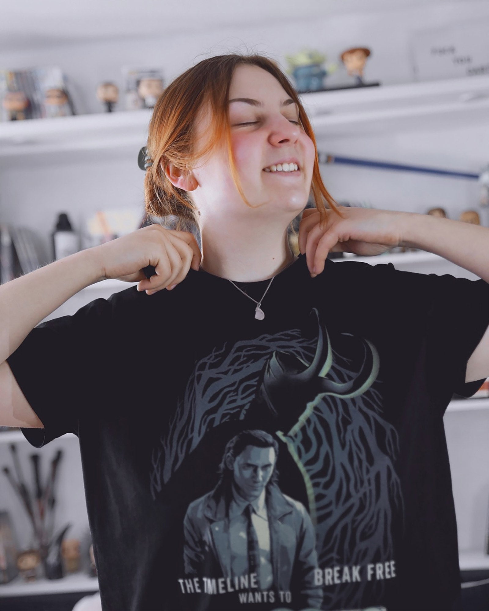 Produktbild Loki - Break Free T-shirt svart