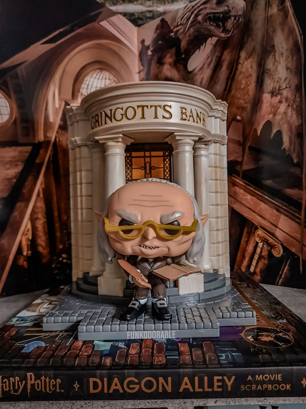 Produktbild Harry Potter - Gringotts Bank med Griphook Funko Pop Diorama