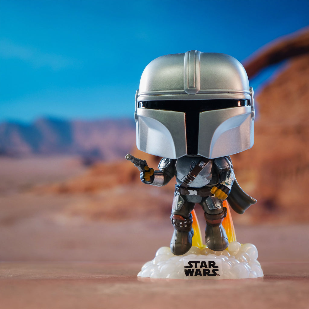 Produktbild Mando Glow in the Dark Funko Pop Vickhuvudfigur - Star Wars The Mandalorian