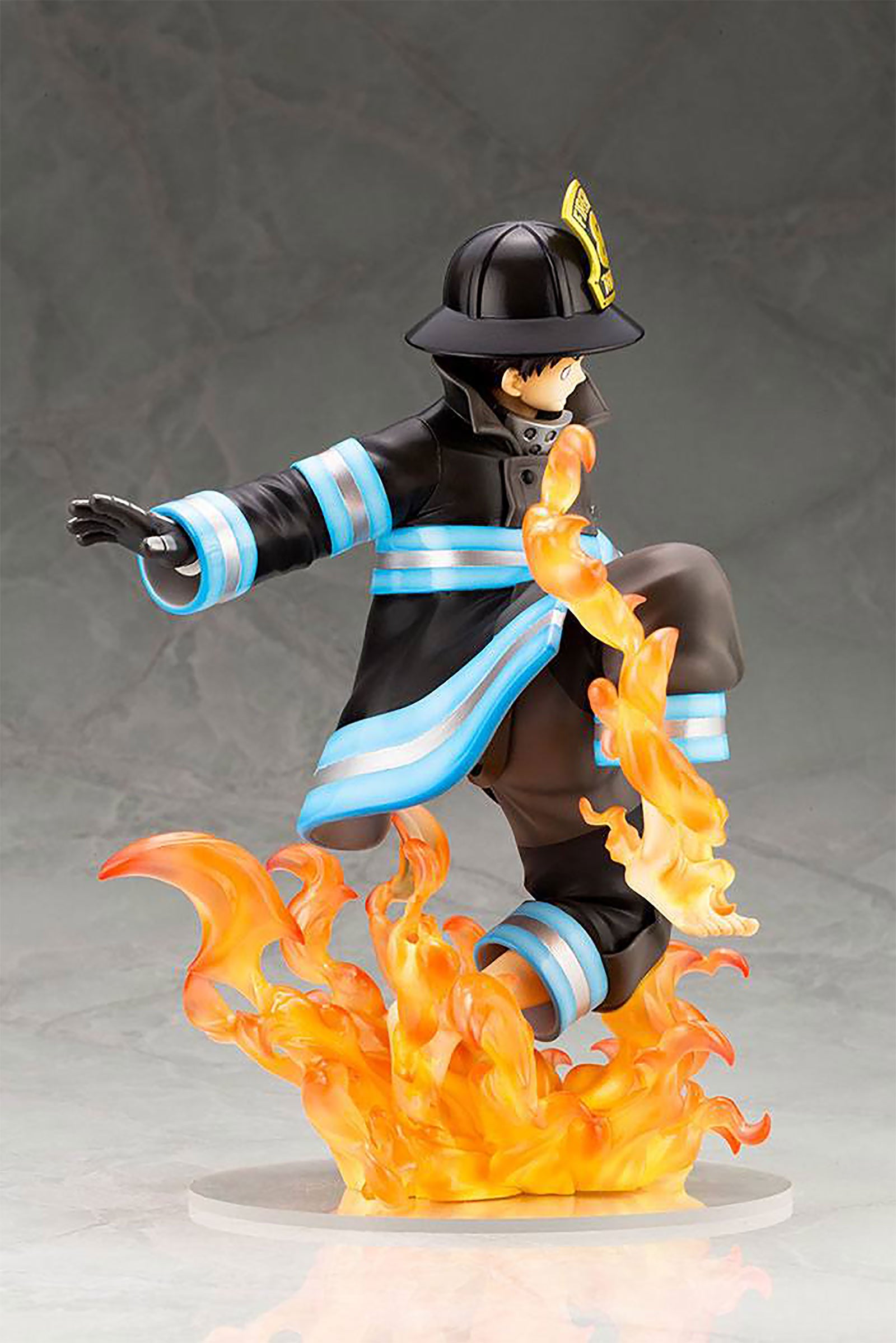 Produktbild Fire Force - Shinra Kusakabe Glow in the Dark ArtFX+ Figur Bonus Edition