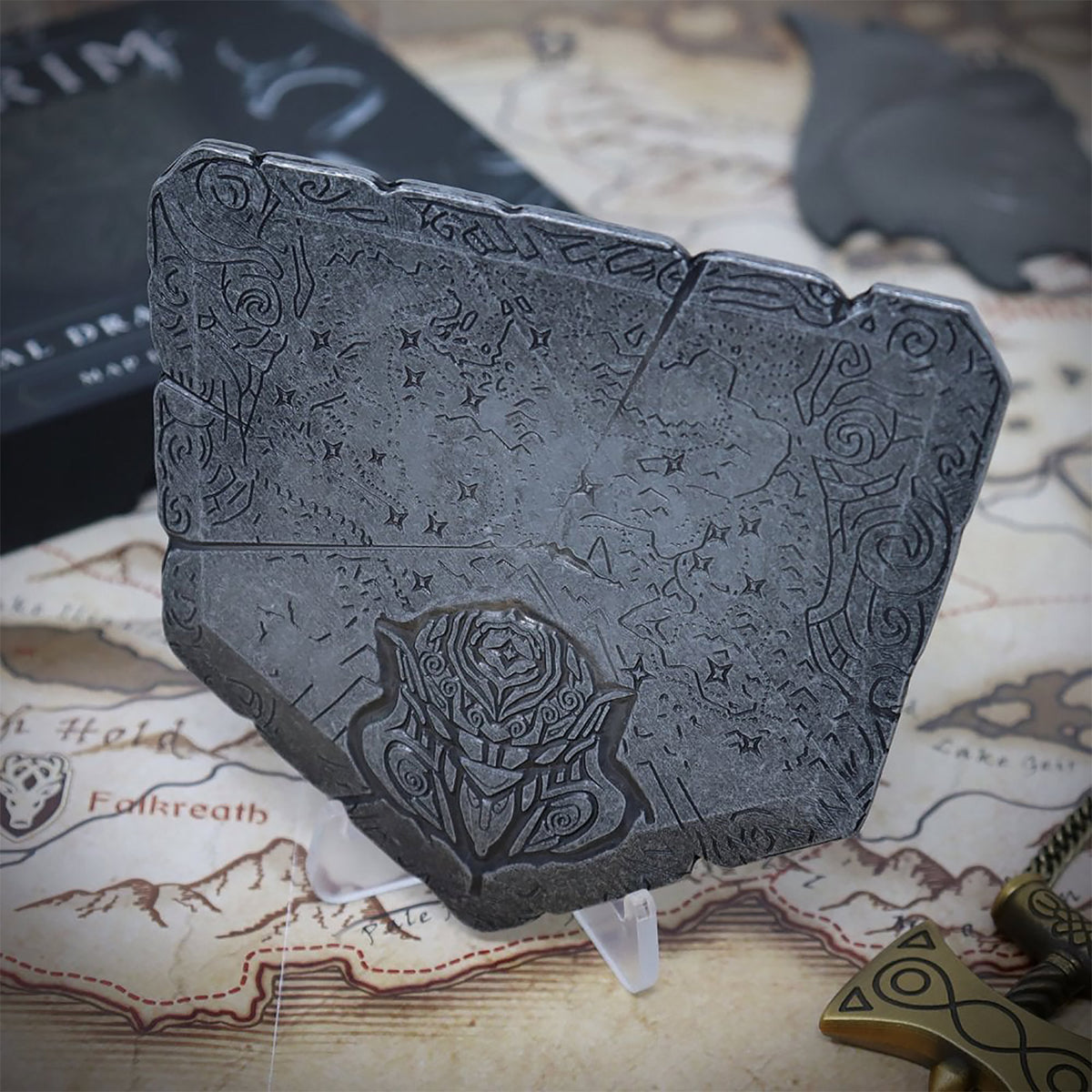 Produktbild Skyrim - Drakstenen Replika begränsad upplaga