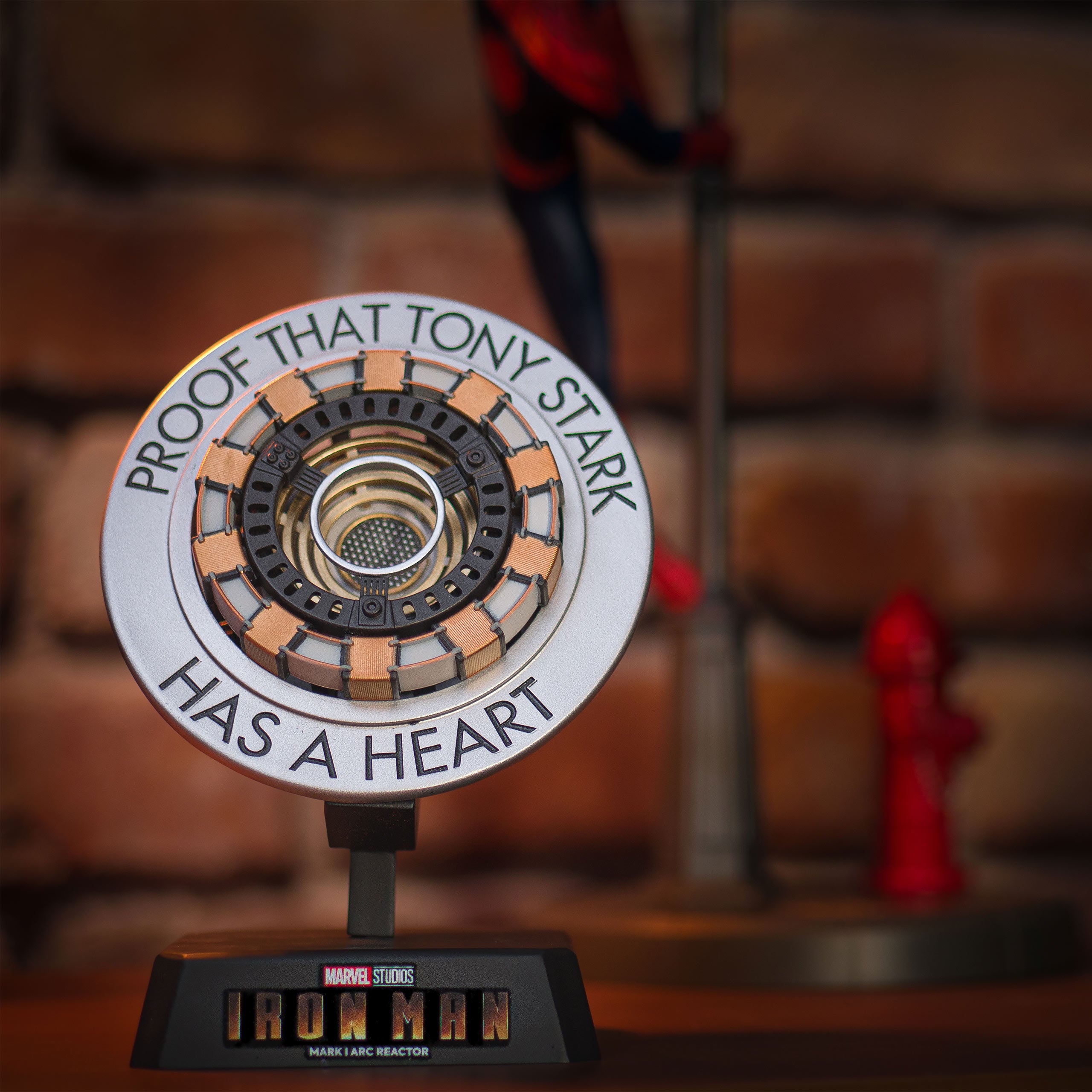 Produktbild Iron Man - Arc Reaktor Replika Marvel Movie Museum Collection
