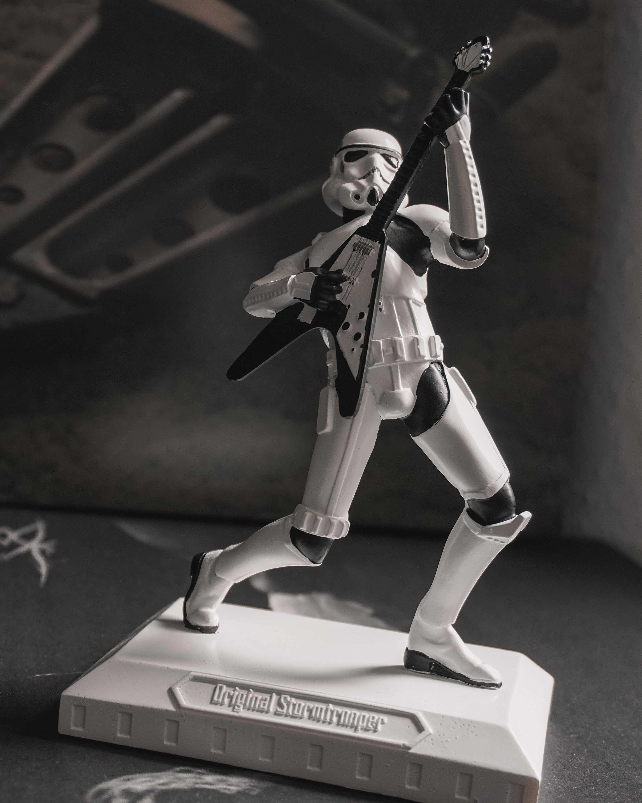 Produktbild Stormtrooper Rockstar-figur - Star Wars