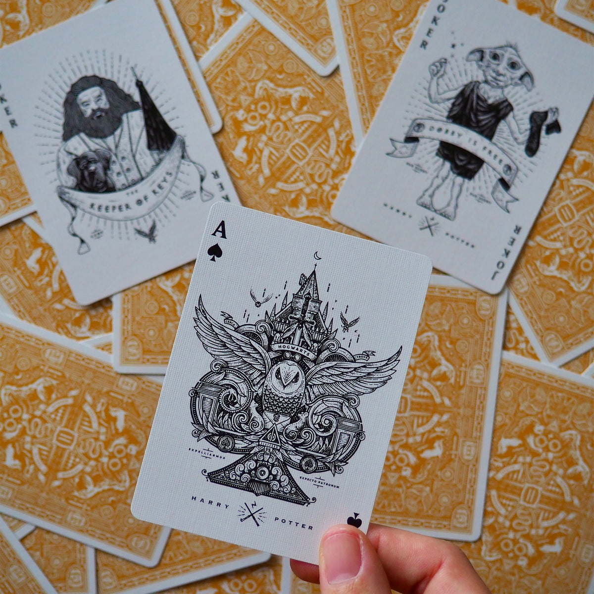 Produktbild Harry Potter - Hufflepuff Kortspel Deluxe Edition