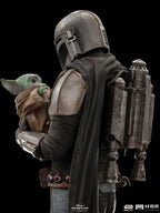 Produktbild Mando med Grogu BDS Art Scale Deluxe Statuett - Star Wars The Mandalorian