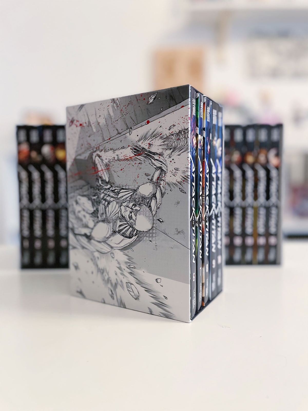 Produktbild Attack on Titan - Samlarbox Volym 6-10