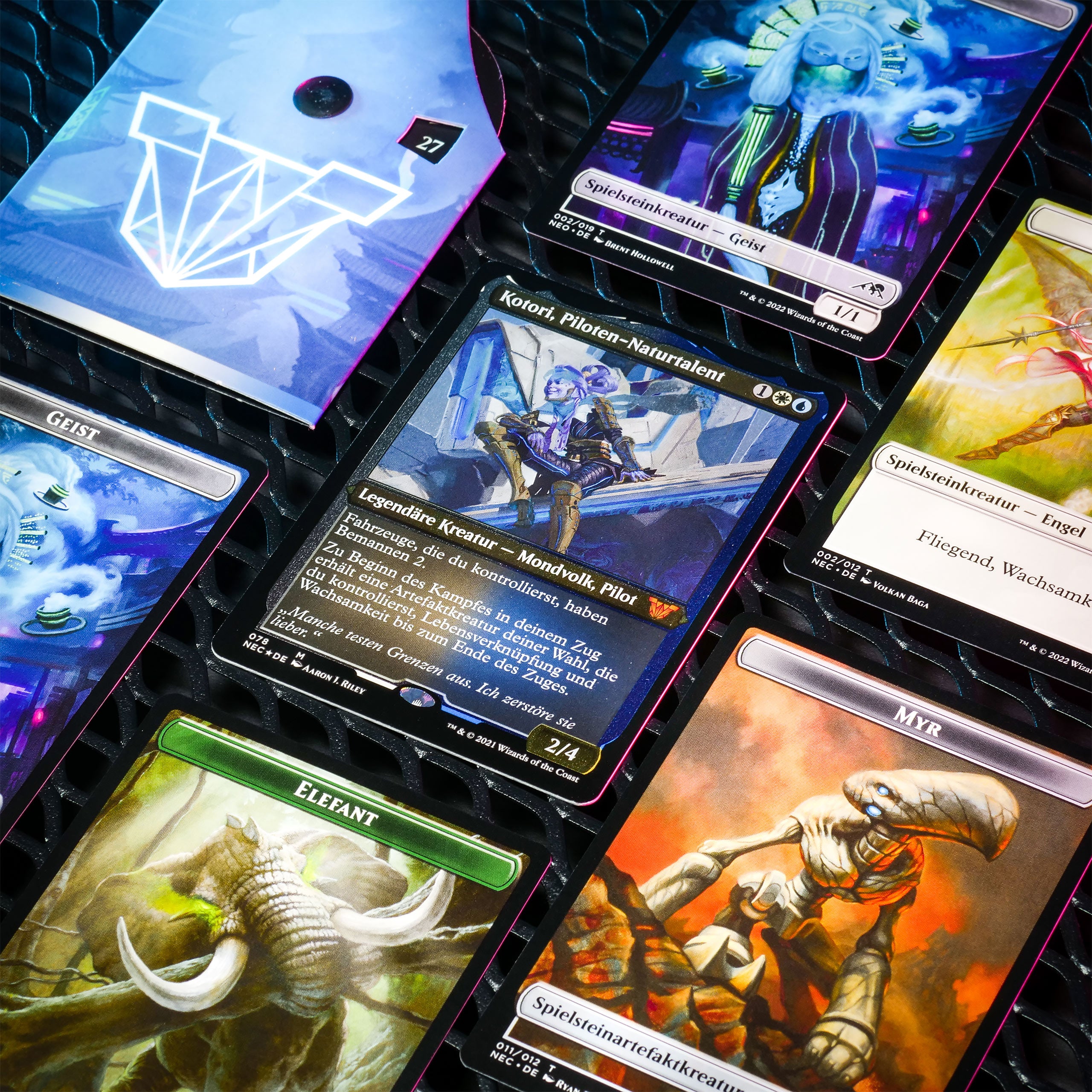 Produktbild Magic The Gathering - Kamigawa Neon-Dynasti Commander Deck Spänn Fast Säkerhetsbältet!