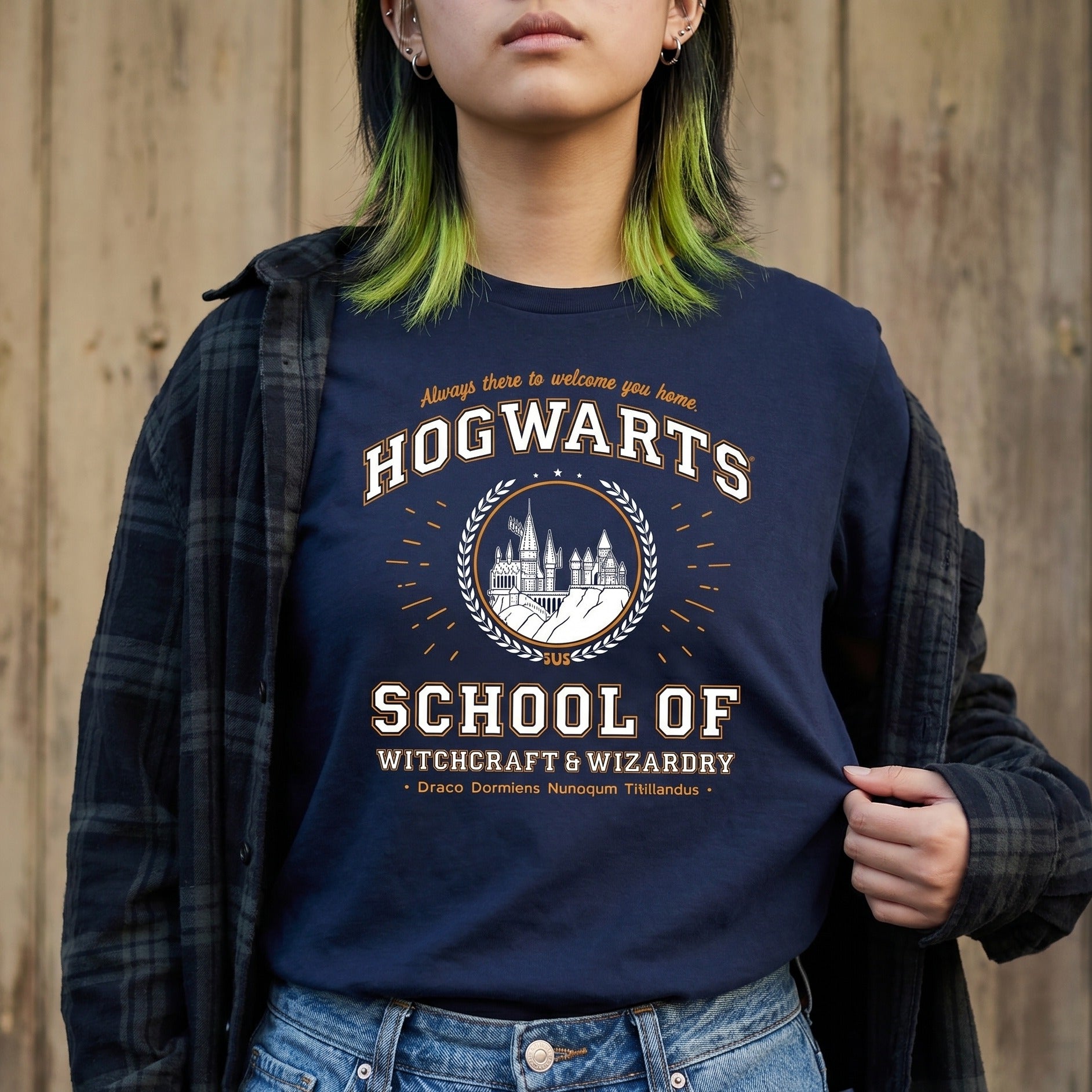 Produktbild Hogwarts School T-shirt blå - Harry Potter