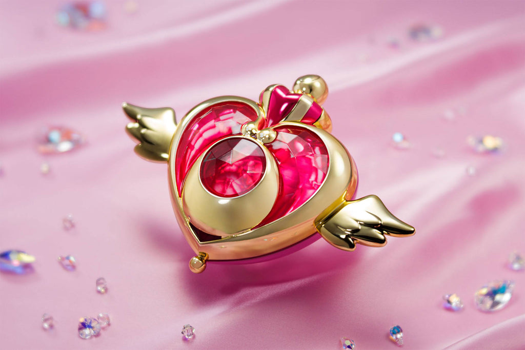 Produktbild Sailor Moon - Crisis Moon Compact förvandlingsbrosch med ljus- och ljudeffekter