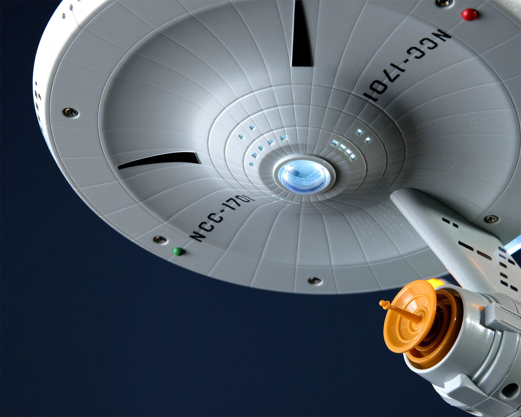 Produktbild Star Trek - Enterprise NCC-1701-replika med ljus och ljud