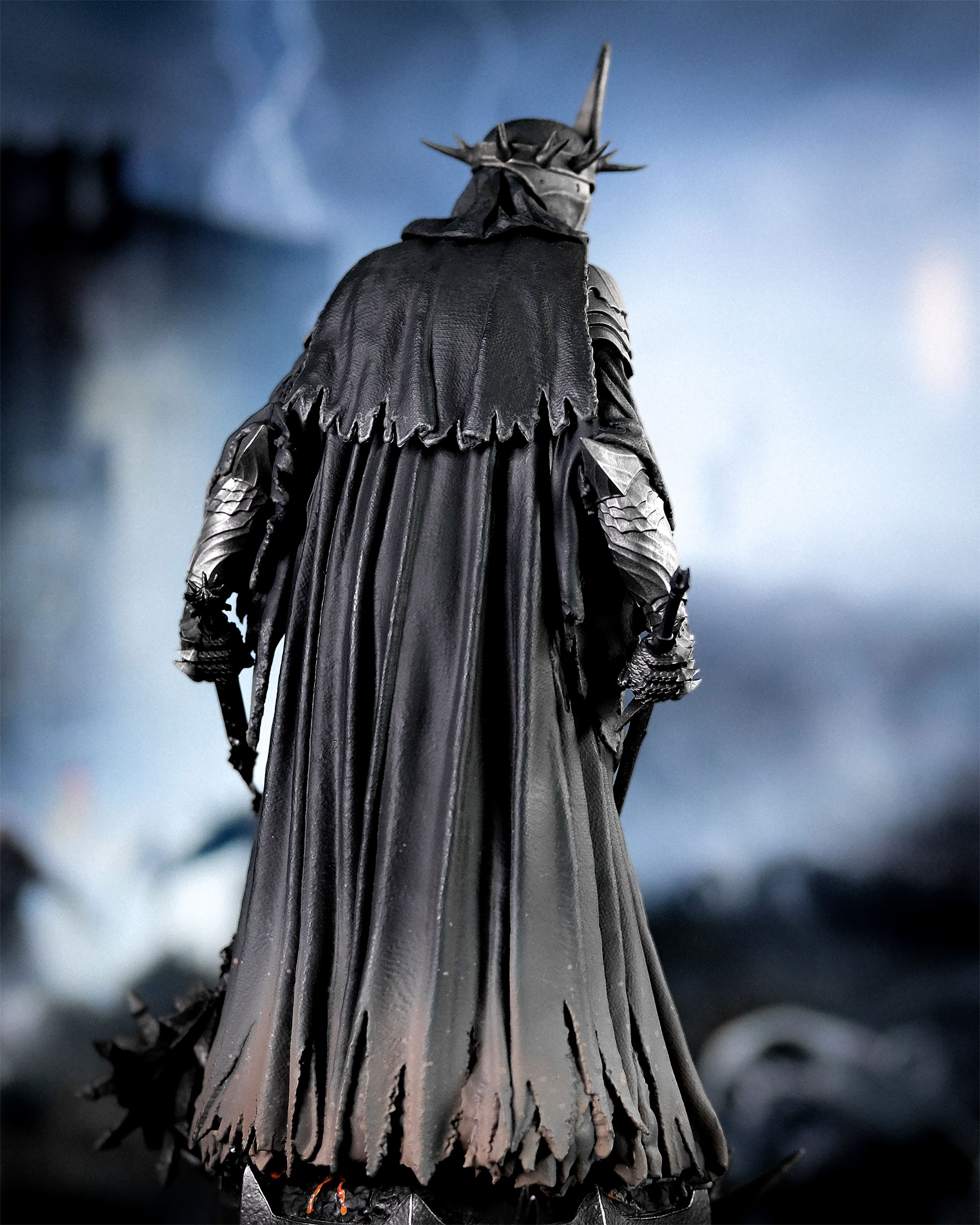 Produktbild Sagan om Ringen - Häxkungen av Angmar Saga BDS Art Scale Deluxe Statue