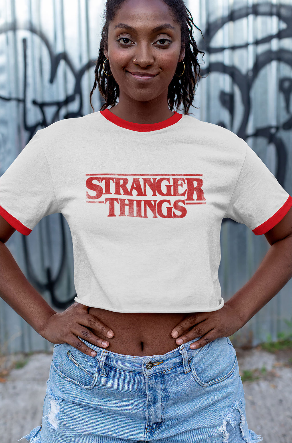 Produktbild Stranger Things - Distressed Logo Crop Top vit