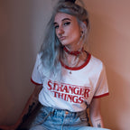 Produktbild Stranger Things - Distressed Logo Crop Top vit