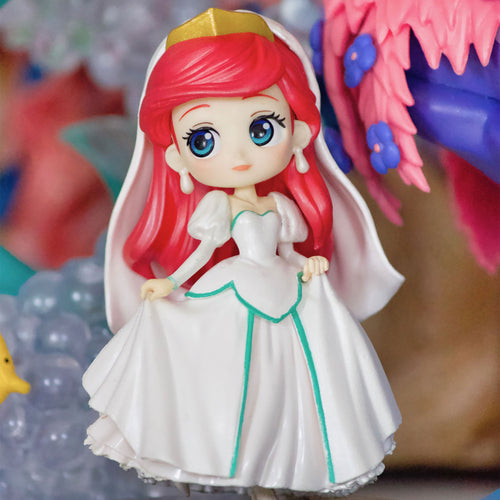 Produktbild Ariel - Den lilla sjöjungfrun i vit klänning Q Posket Figur 7 cm Version E
