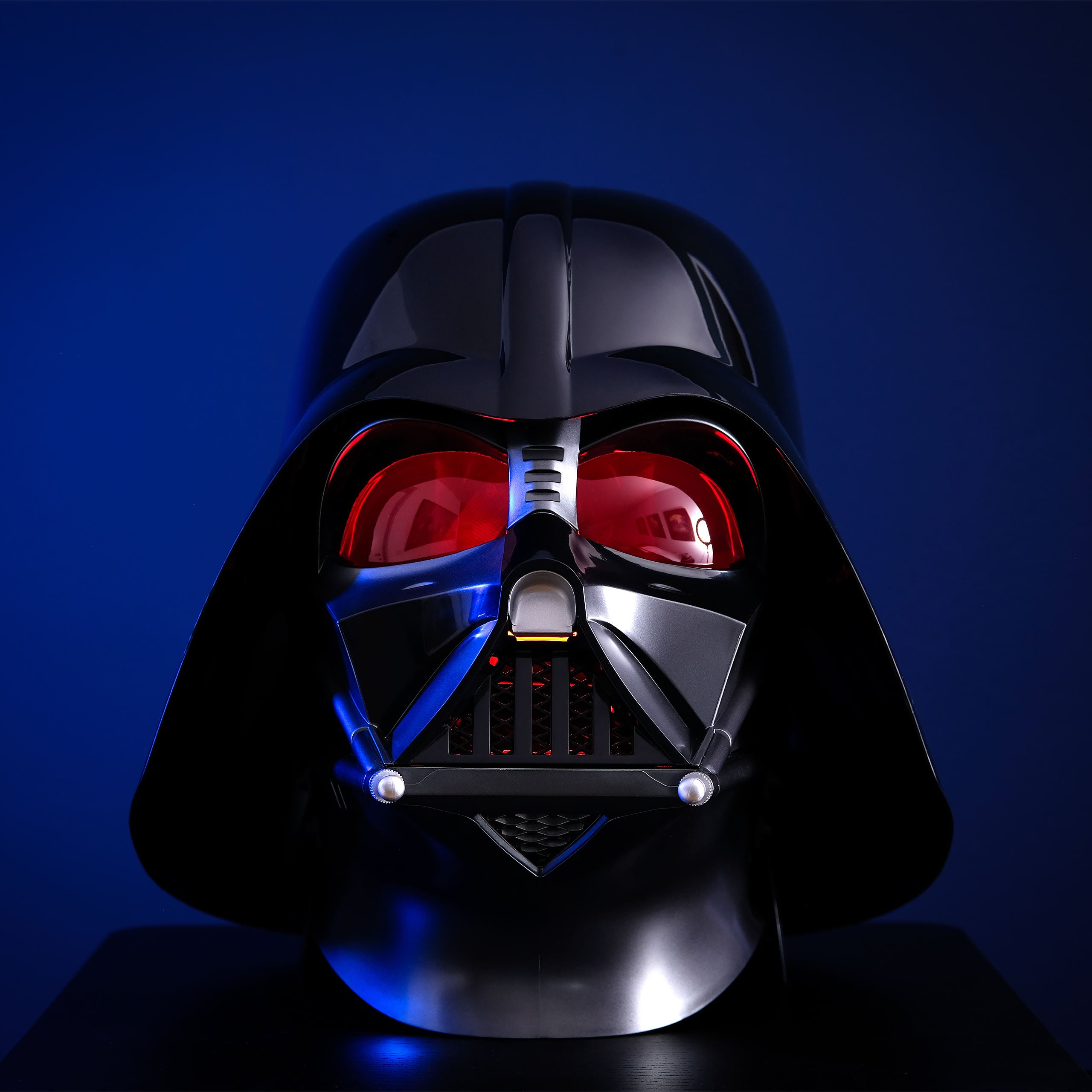 Produktbild Darth Vader-hjälmreplika med ljudeffekter - Star Wars