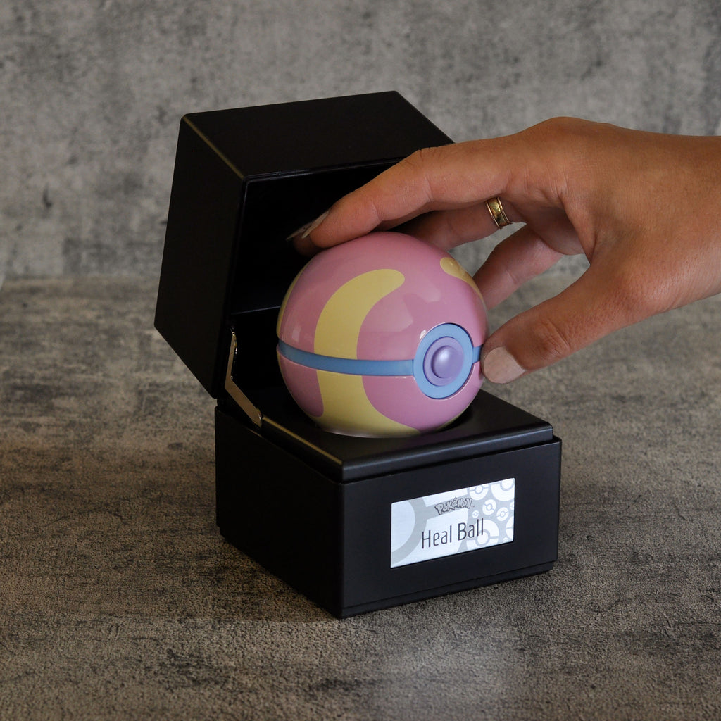 Produktbild Pokemon - Helandeboll Replika med ljus