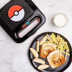 Produktbild Pokemon - Pikachu och Pokeball Smörgåsgrill