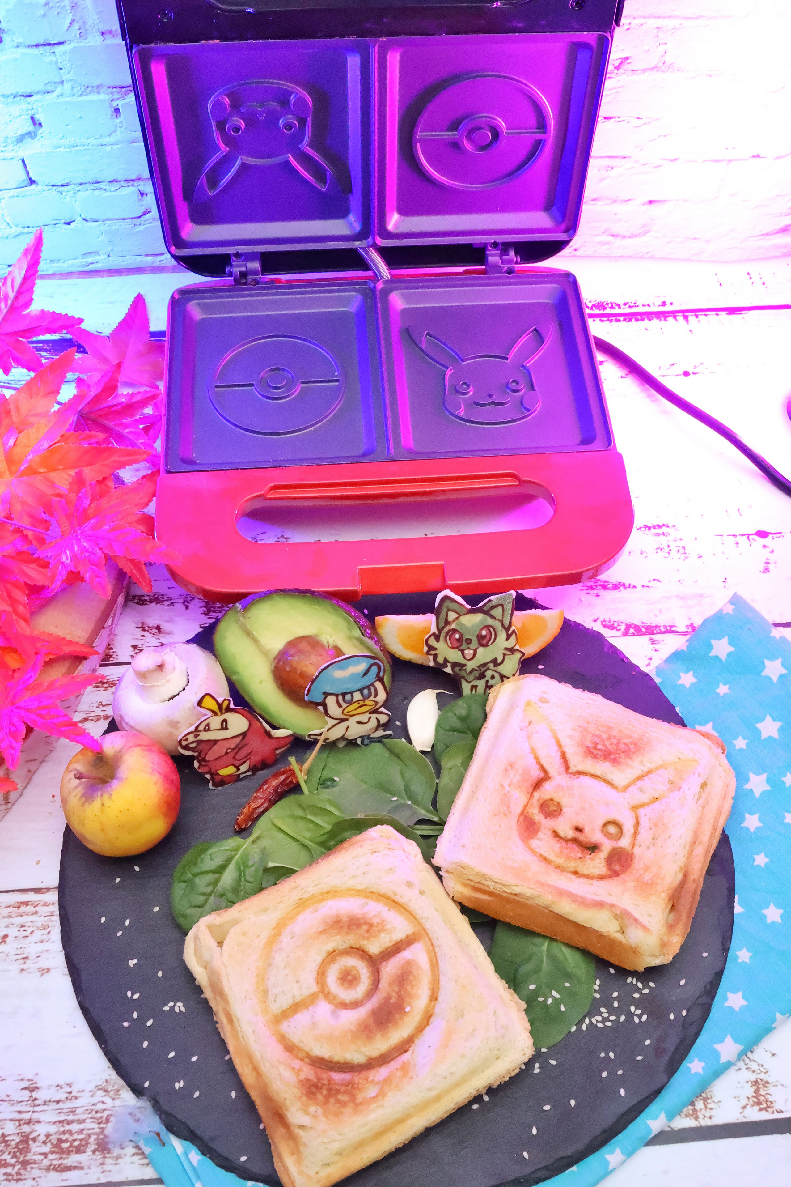 Produktbild Pokemon - Pikachu och Pokeball Smörgåsgrill