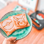 Produktbild Pokemon - Pikachu och Pokeball Smörgåsgrill