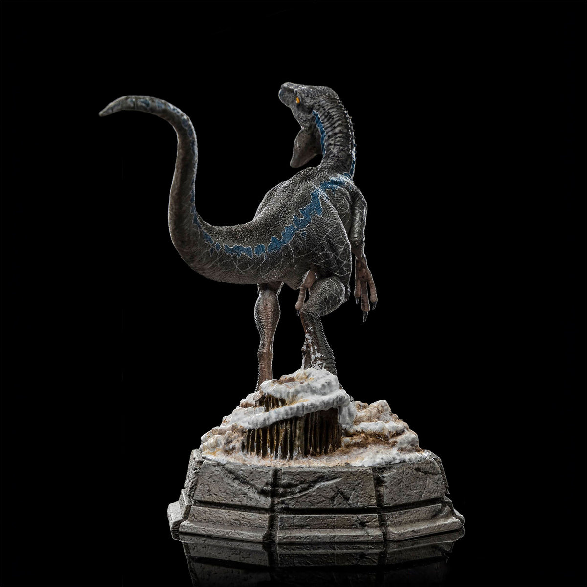 Produktbild Jurassic World - Blue Art Scale Deluxe Statue