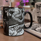 Produktbild Junji Ito - Honored Ancestor Värmeeffektmugg