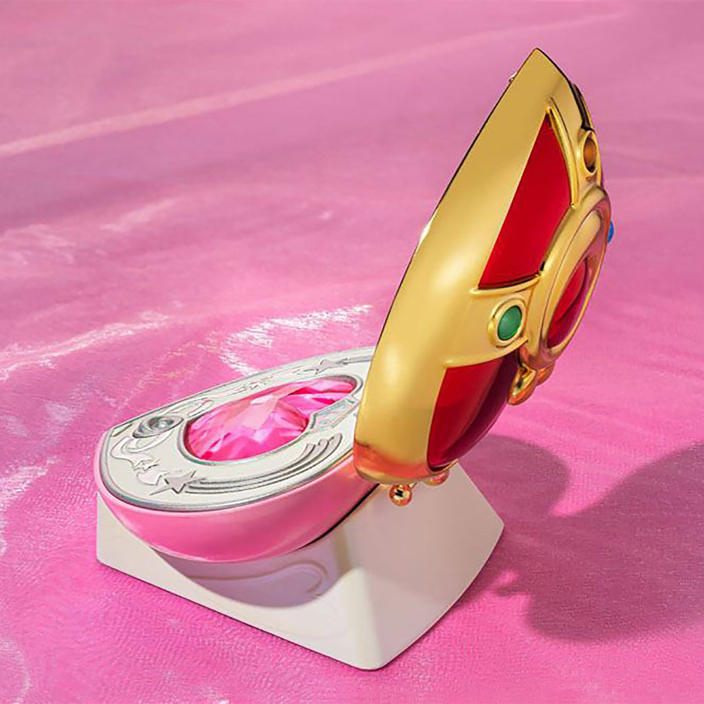 Produktbild Sailor Moon - Cosmic Heart Compact broschreplika