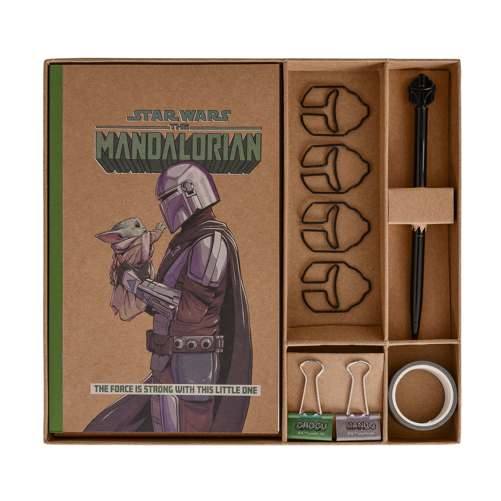 Produktbild Mandalorian med Grogu skrivset - Star Wars The Mandalorian