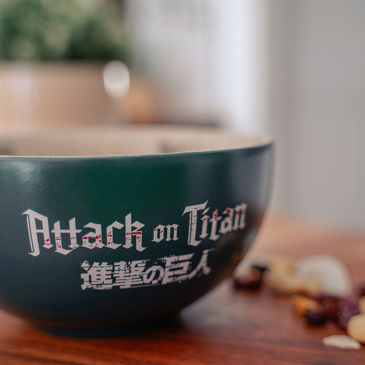 Produktbild Attack on Titan - Müsliskål med Scoutkårens symbol