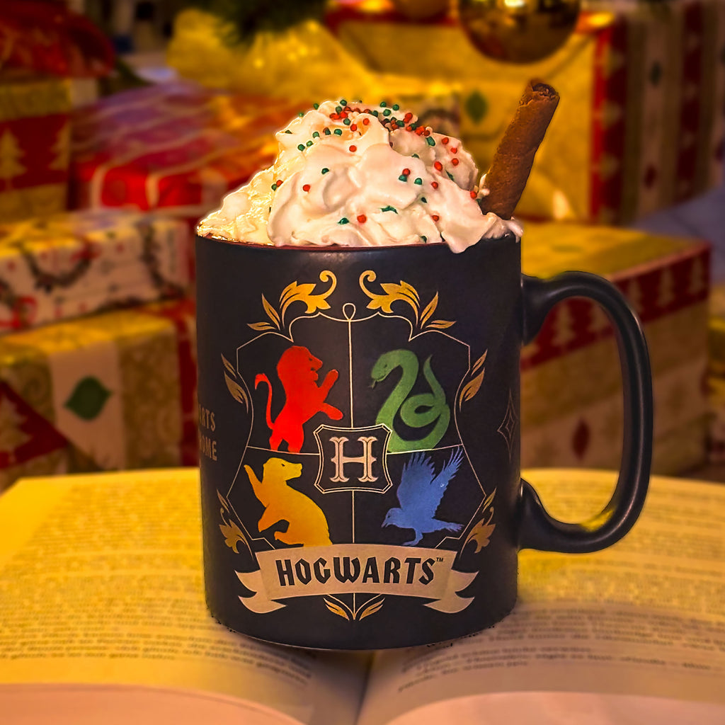 Produktbild Harry Potter - Hogwarts Elevhem Mugg