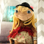 Produktbild E.T. Plyschfigur med klänning och hatt