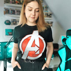 Produktbild Avengers - Logo T-shirt svart