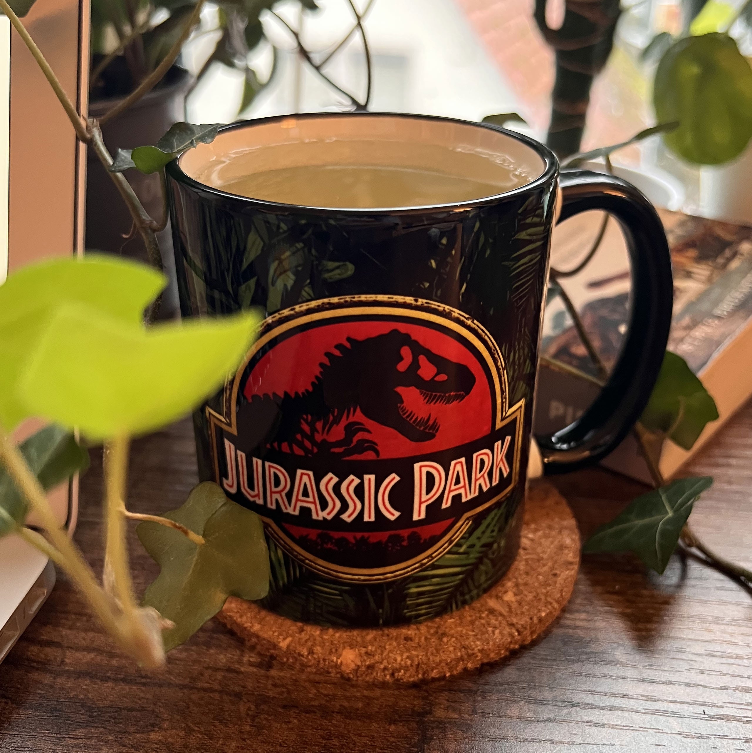 Produktbild Jurassic Park - Djungel Logotyp Mugg