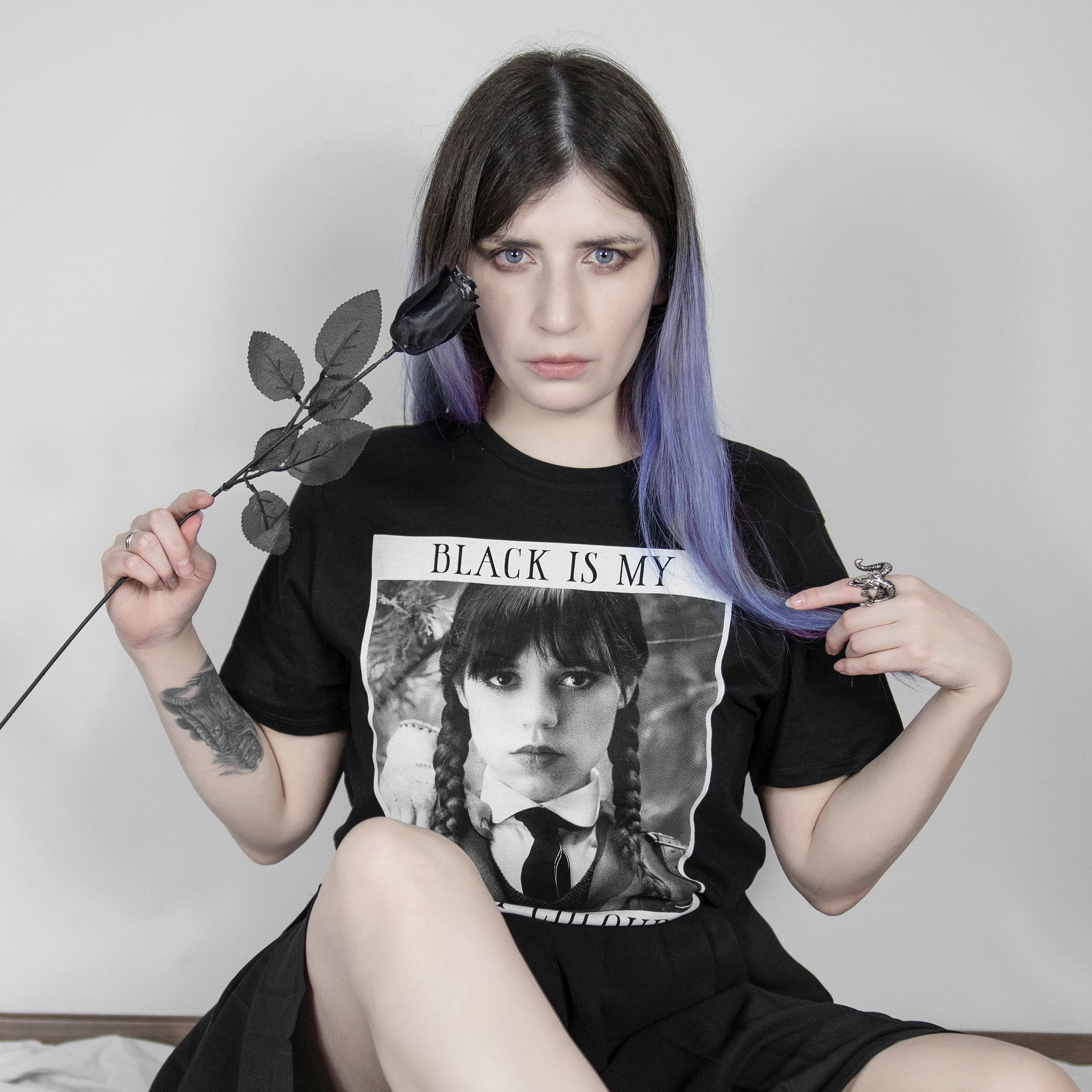 Produktbild Wednesday - Black Is My Happy Colour T-shirt svart