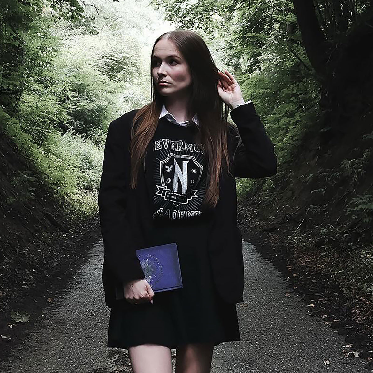 Produktbild Wednesday - Nevermore Academy T-shirt svart