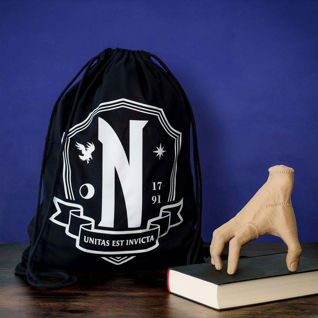 Produktbild Wednesday - Nevermore Academy sportväska