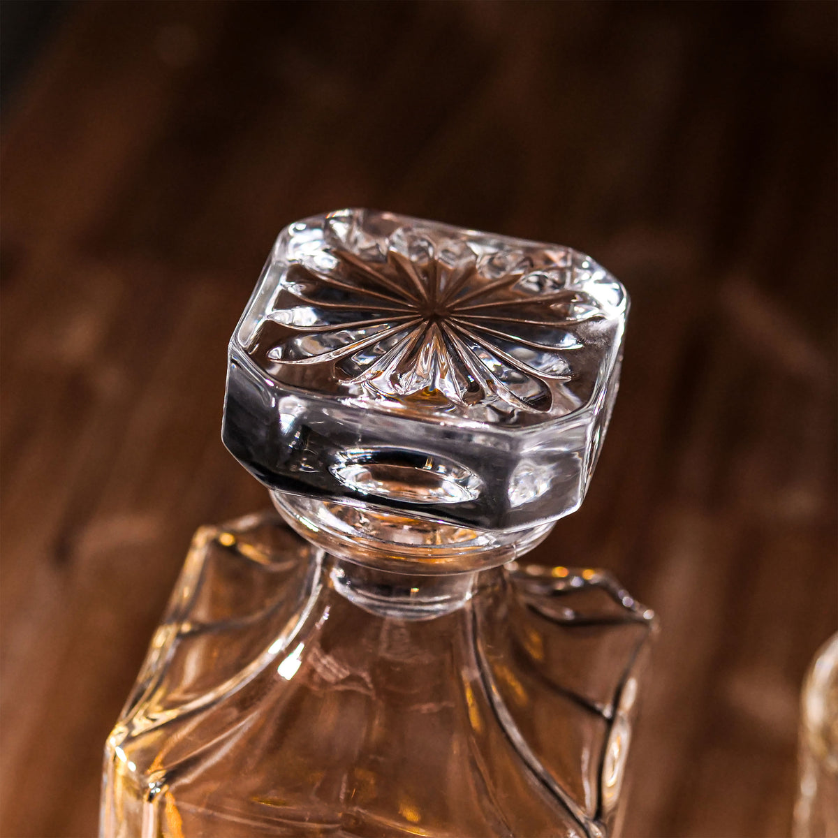 Produktbild Game of Thrones - Karaff med propp och glas-set