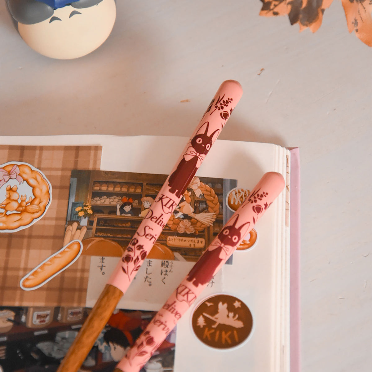 Produktbild Kikis expressbud - rosa ätpinnar med Jiji
