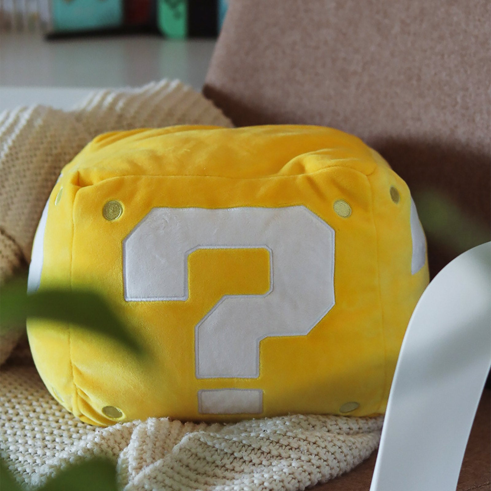 Produktbild Super Mario - Plyschfigur Frågeteckenblock XL