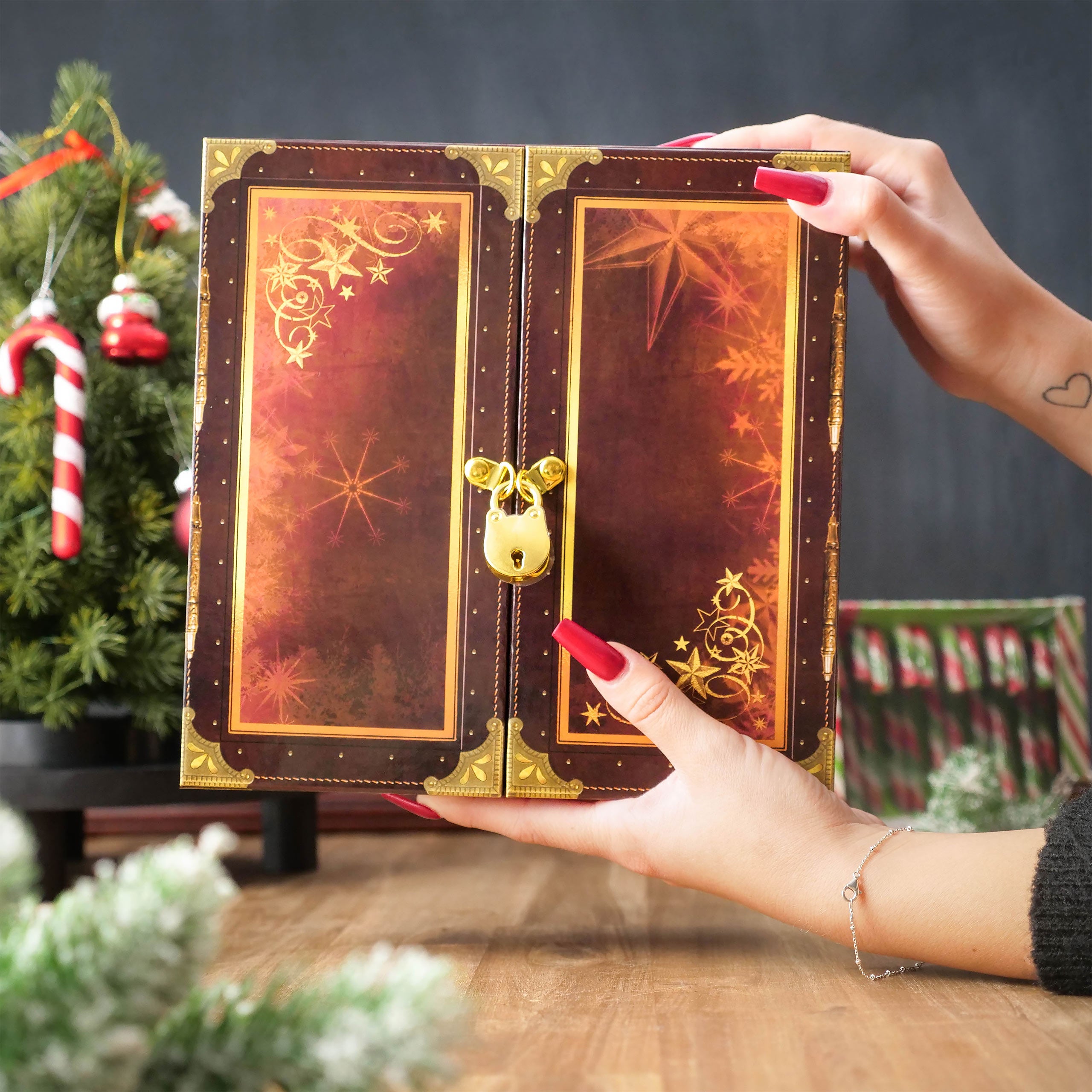 Produktbild Harry Potter - Adventskalender i presentlåda