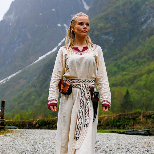 Produktbild Vikingaklänning Lagertha beige-röd