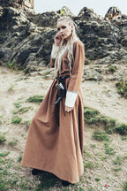 Produktbild Medeltidsklänning Freya sand