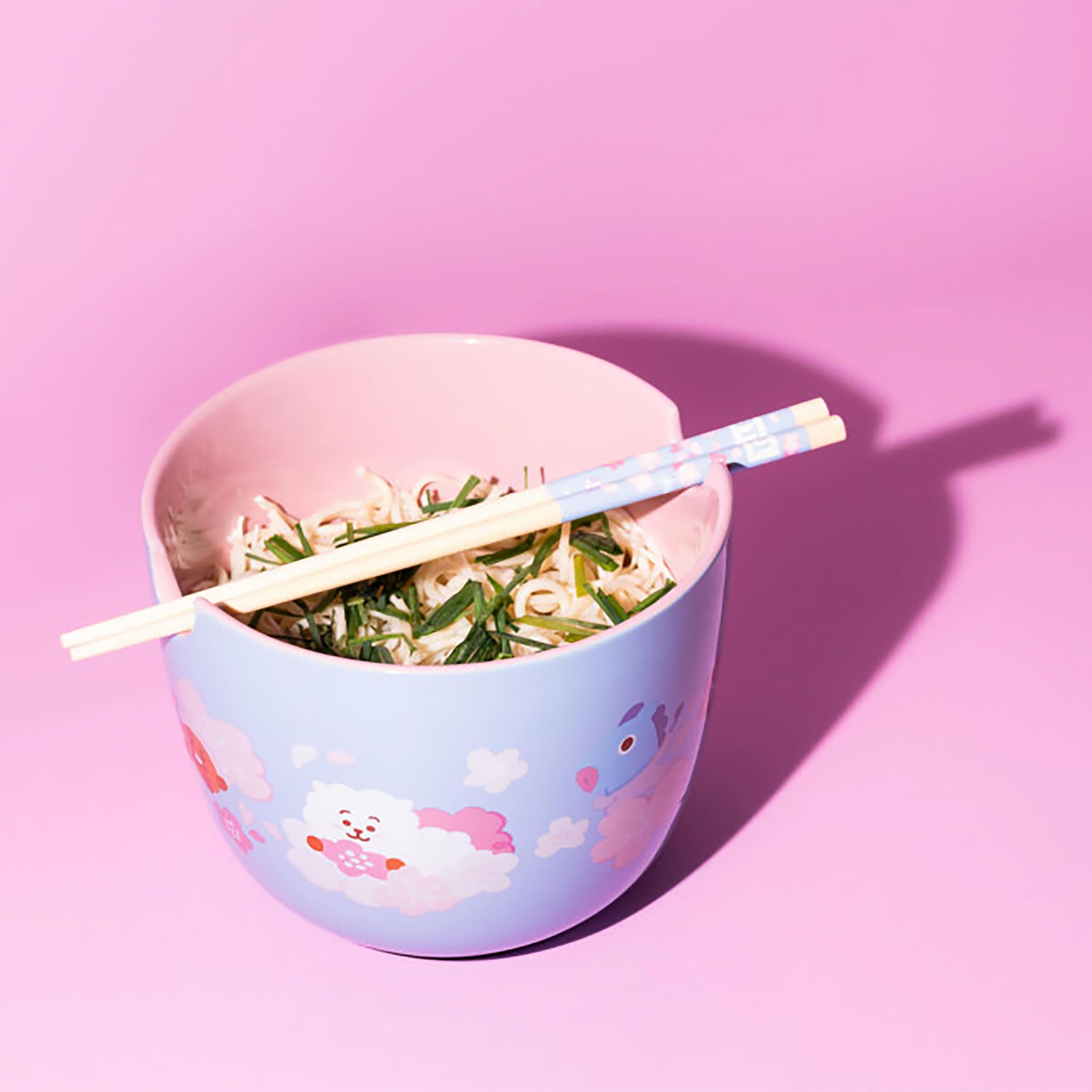 Produktbild BT21 - Karaktärer Ramen-skål med ätpinnar