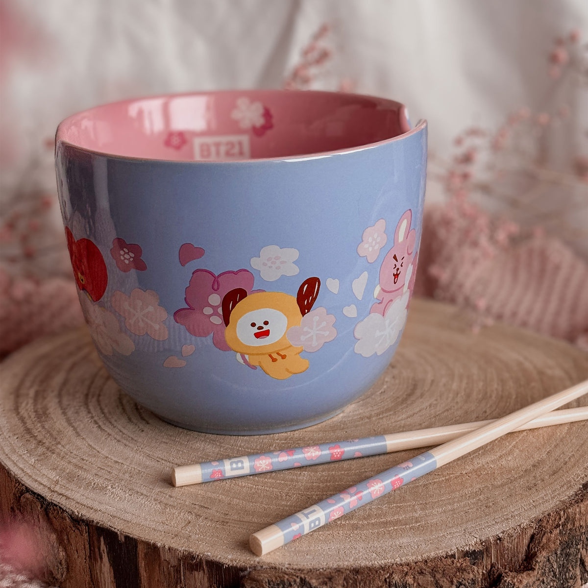 Produktbild BT21 - Karaktärer Ramen-skål med ätpinnar