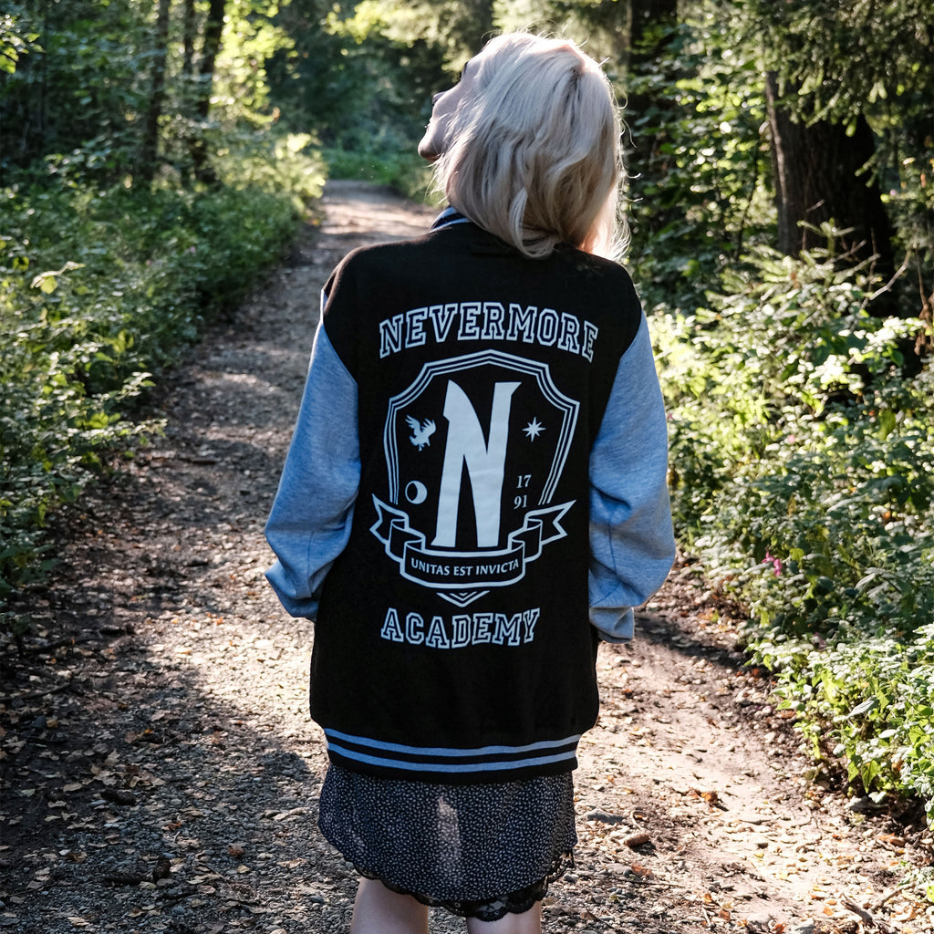 Produktbild Wednesday - Nevermore Academy Collegejacka