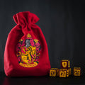 Produktbild Harry Potter - Gryffindor RPG Tärningsset 5-delat med tärningspåse röd