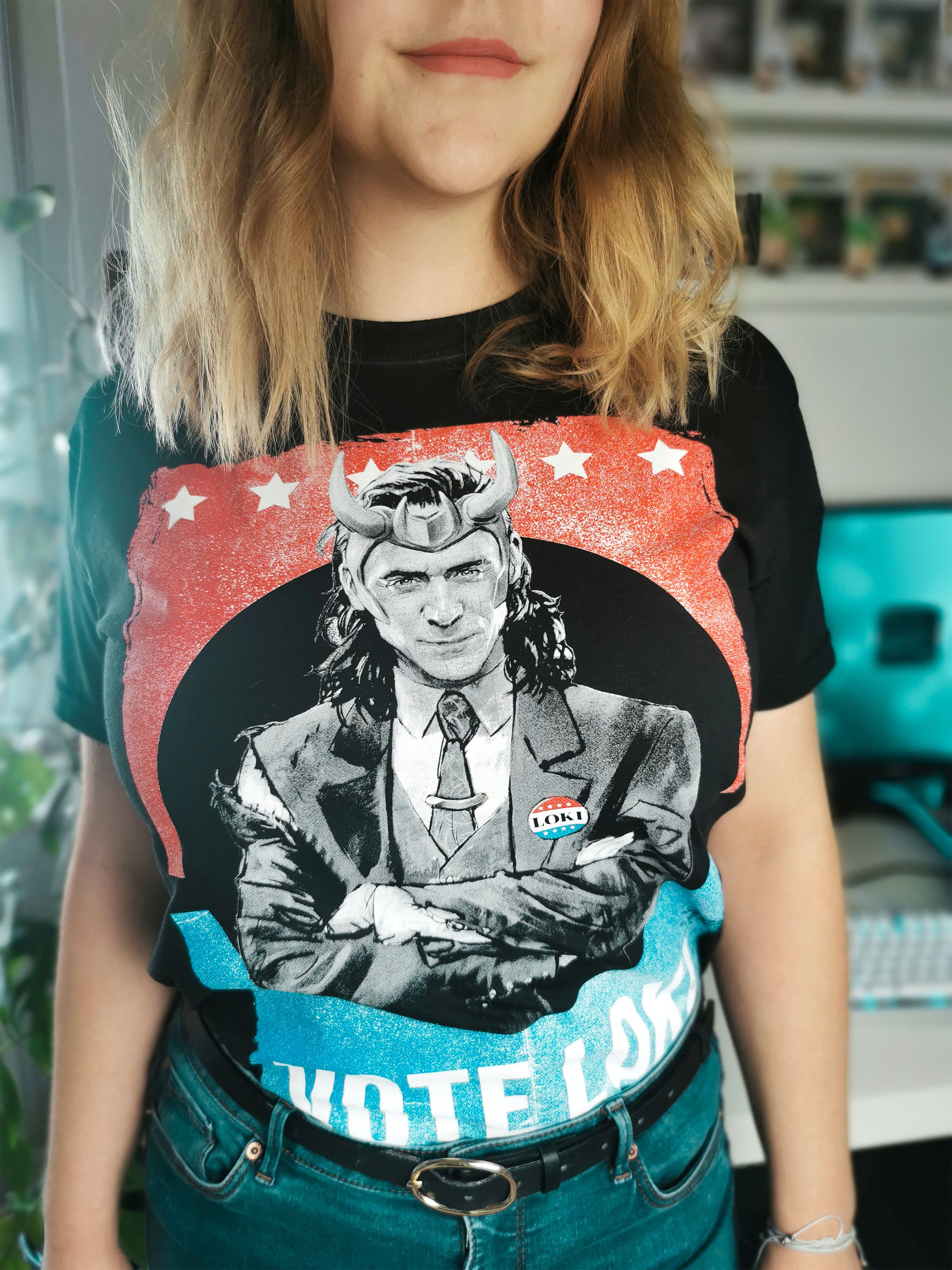 Produktbild Loki - Vote Loki T-shirt svart