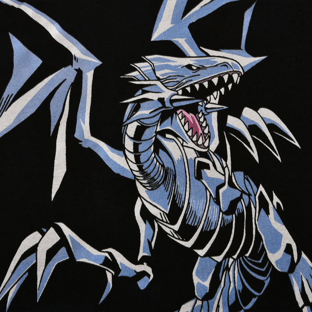 Produktbild Yu-Gi-Oh! - Svart T-shirt med Blue-Eyes White Dragon