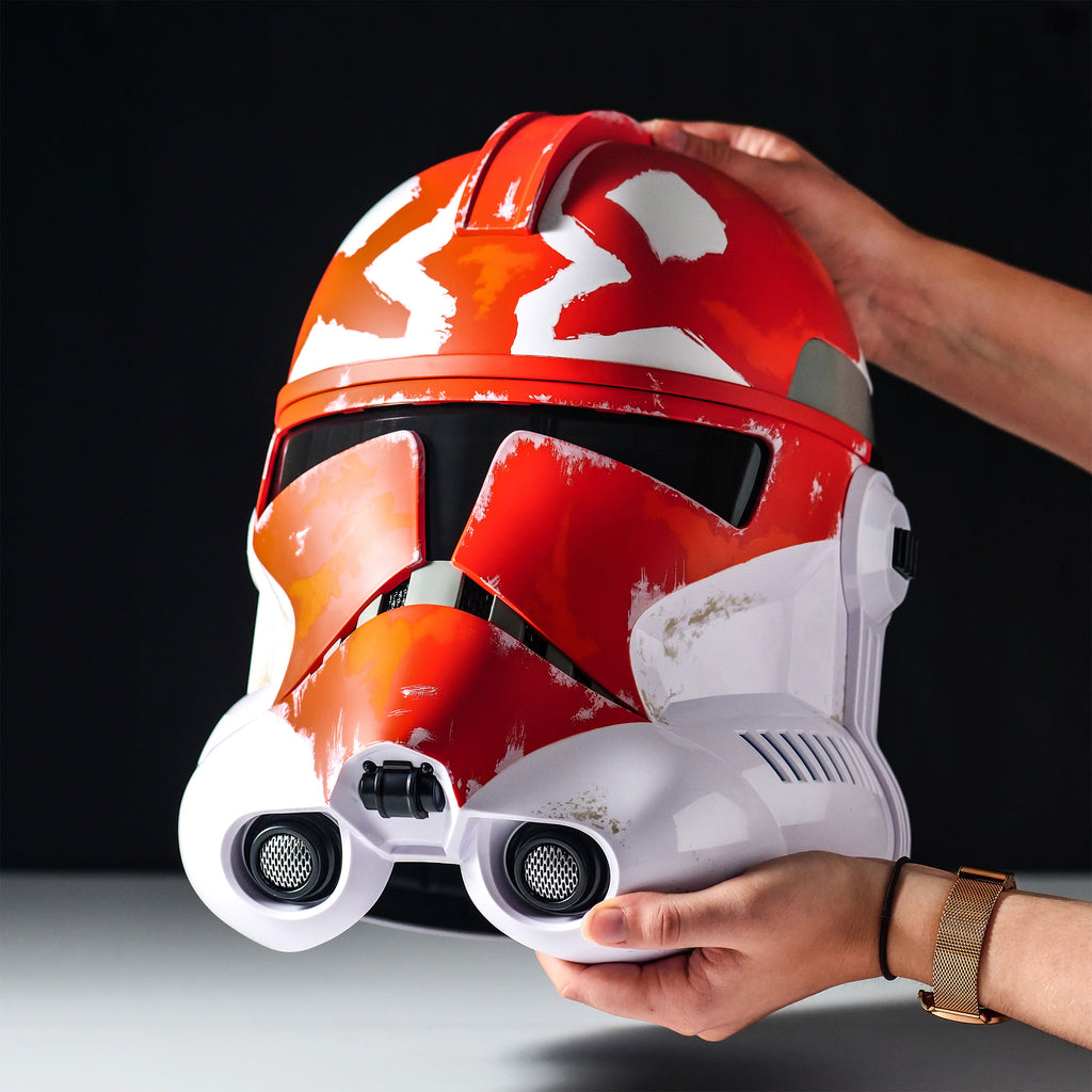Produktbild Ahsoka Tano 332nd Clone Trooper Premium Hjälm Replika med Röstförvrängare - Star Wars