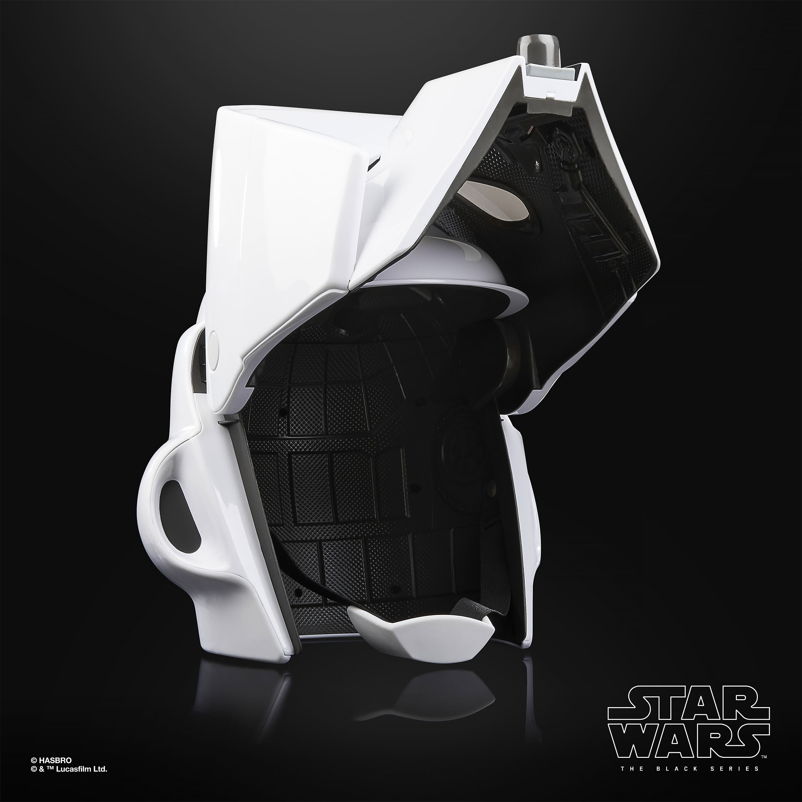 Produktbild Star Wars - Scout Trooper Black Series Premium Hjälm